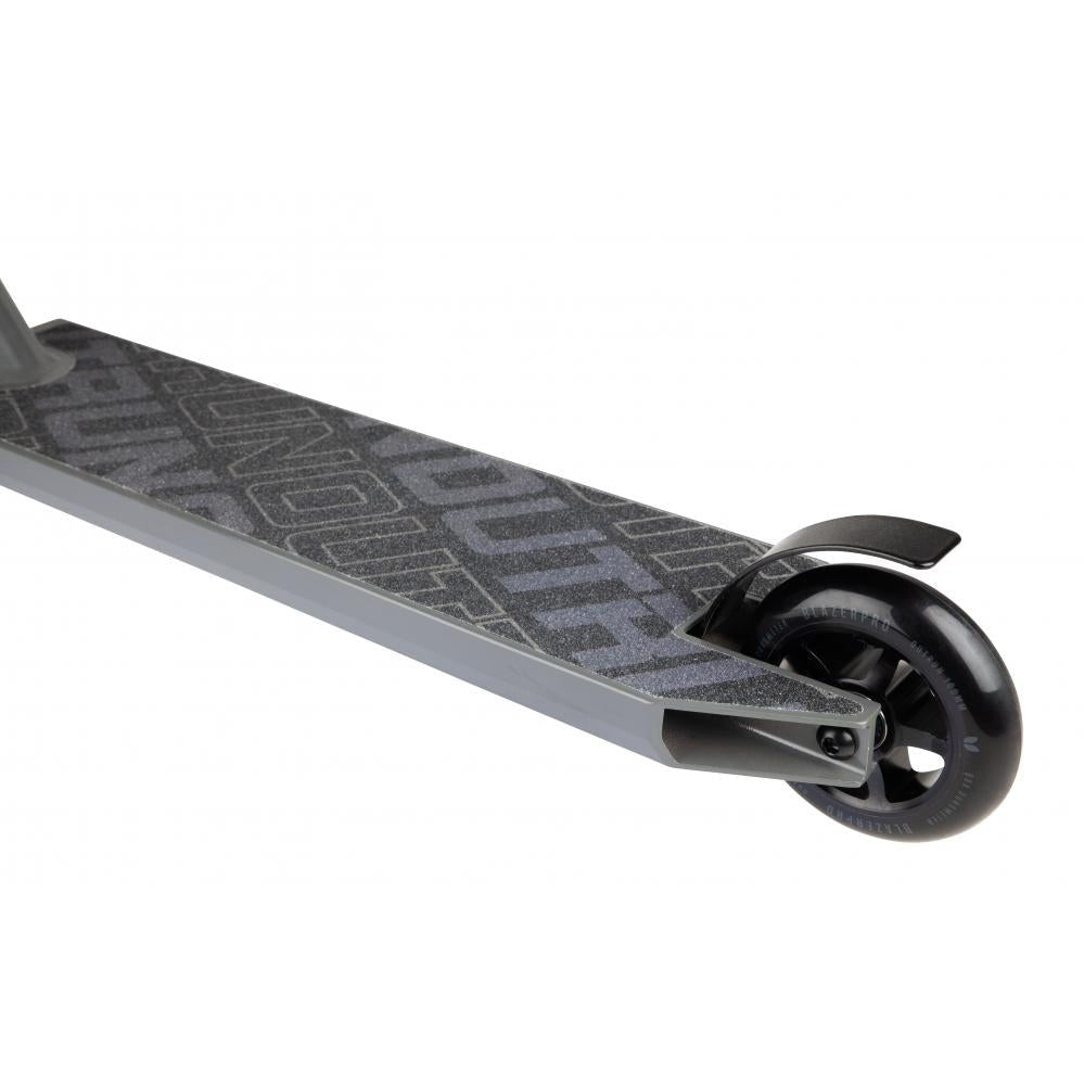 Blazer Pro Complete Scooter Outrun 2