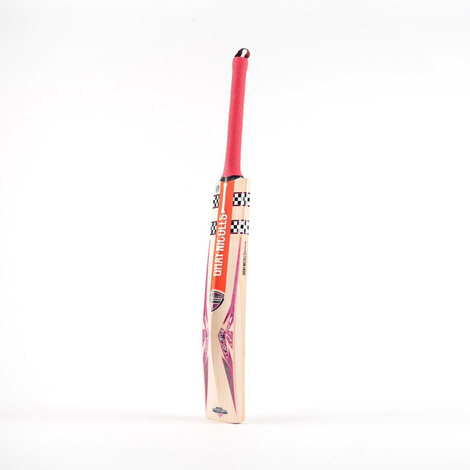 Gray-Nicolls Shockwave 2.1 300 Senior Cricket Bat