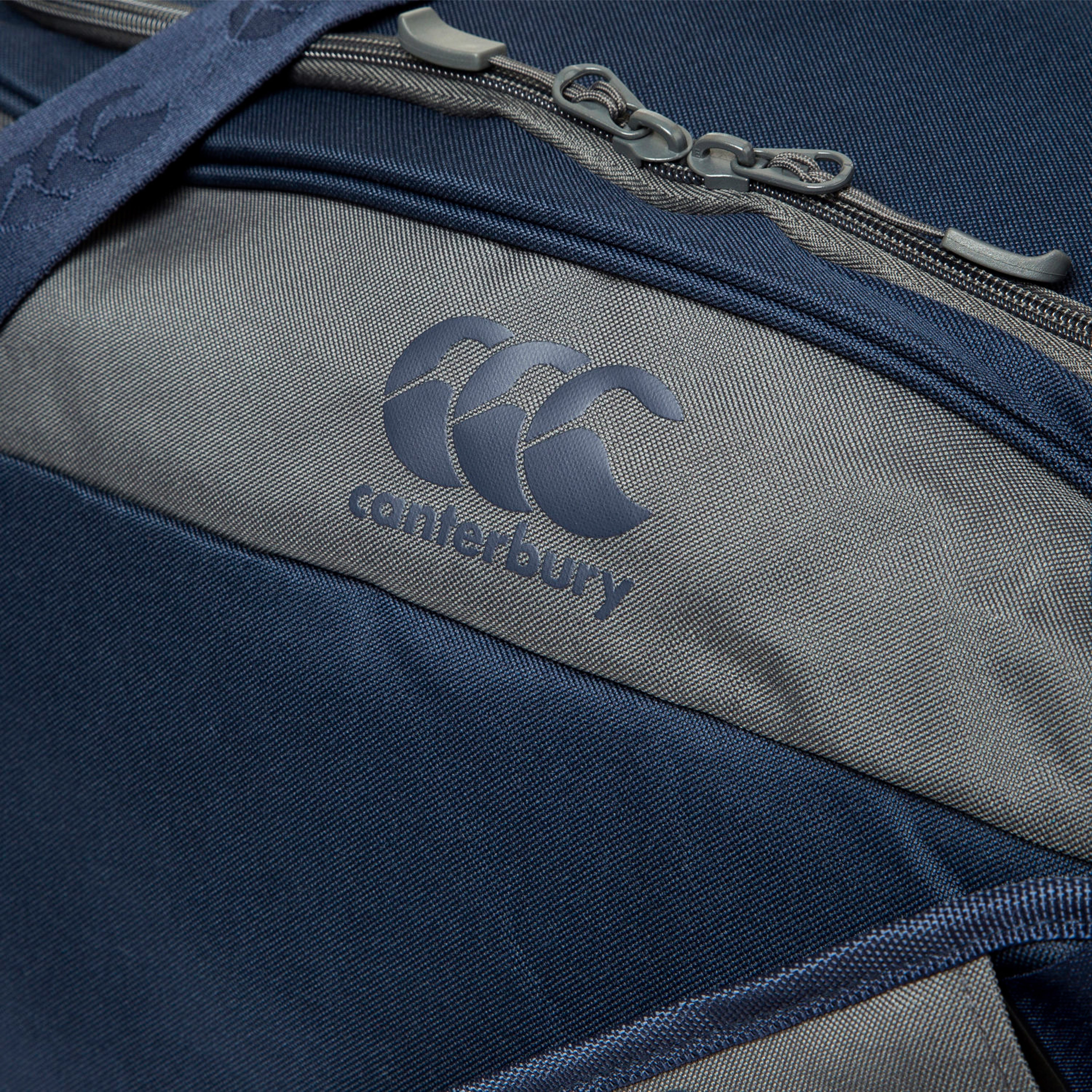 Canterbury Adult Holdall Bag