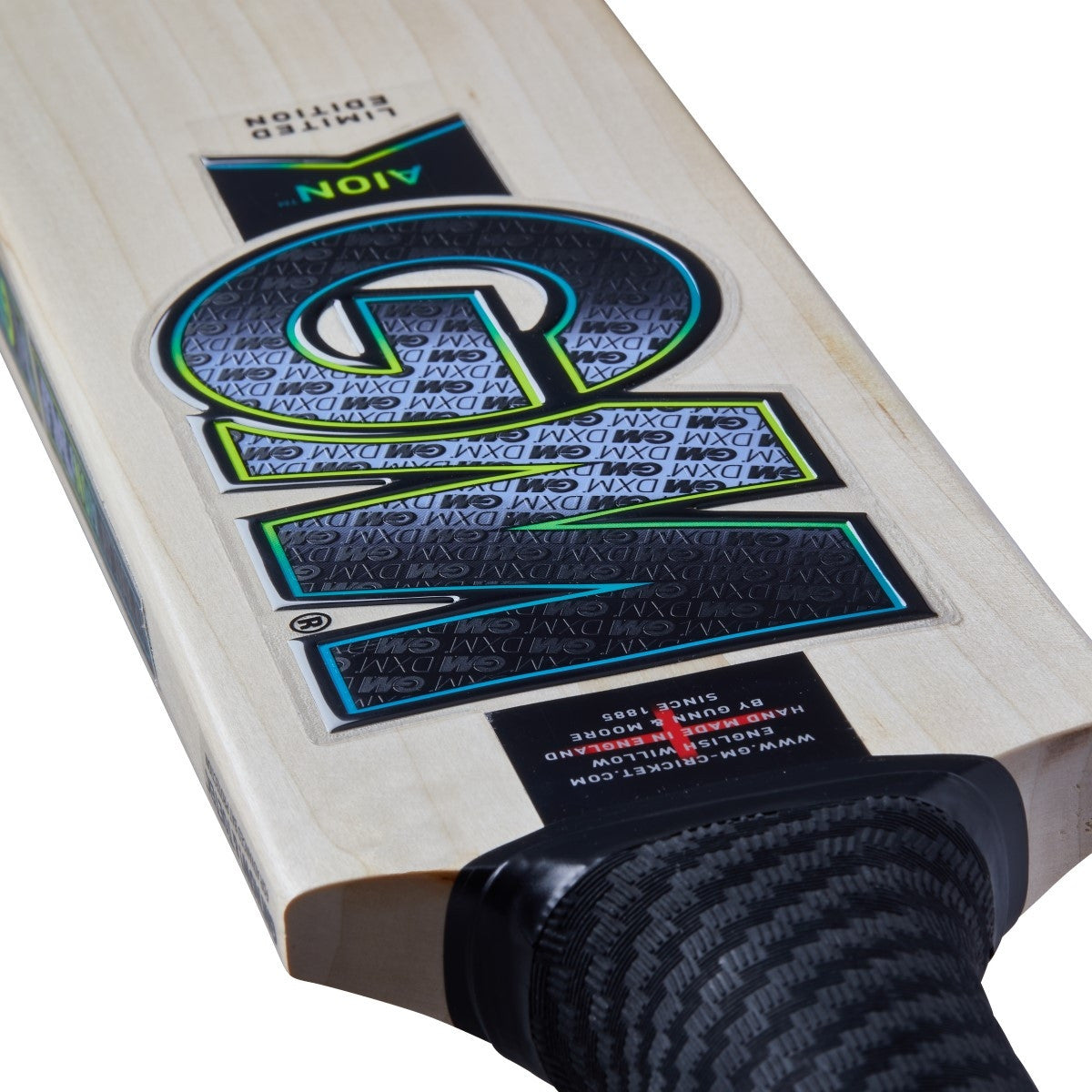 Gunn & Moore Aion Junior Cricket Bat