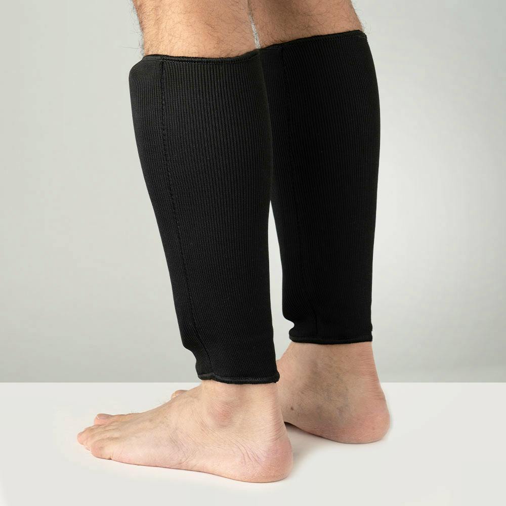 Blitz Elastic Shin Pads
