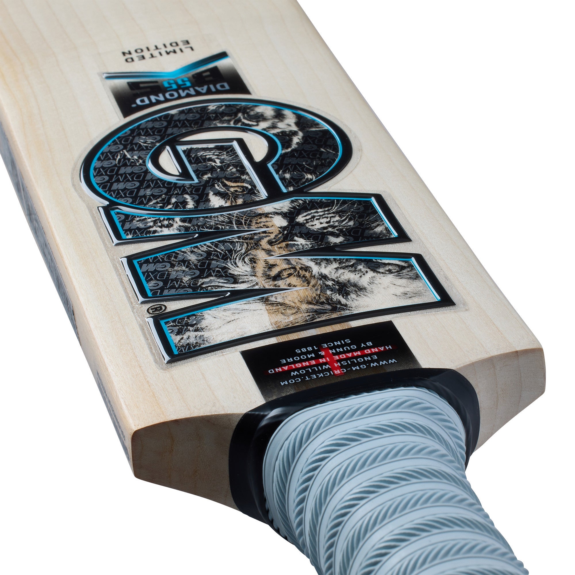 Gunn & Moore Diamond Junior Cricket Bat
