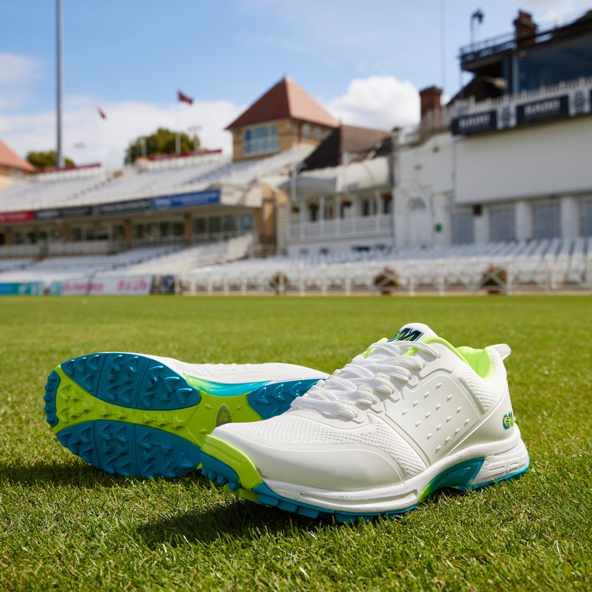 Gunn & Moore Aion Rubber All Rounder Cricket Shoe - Junior White