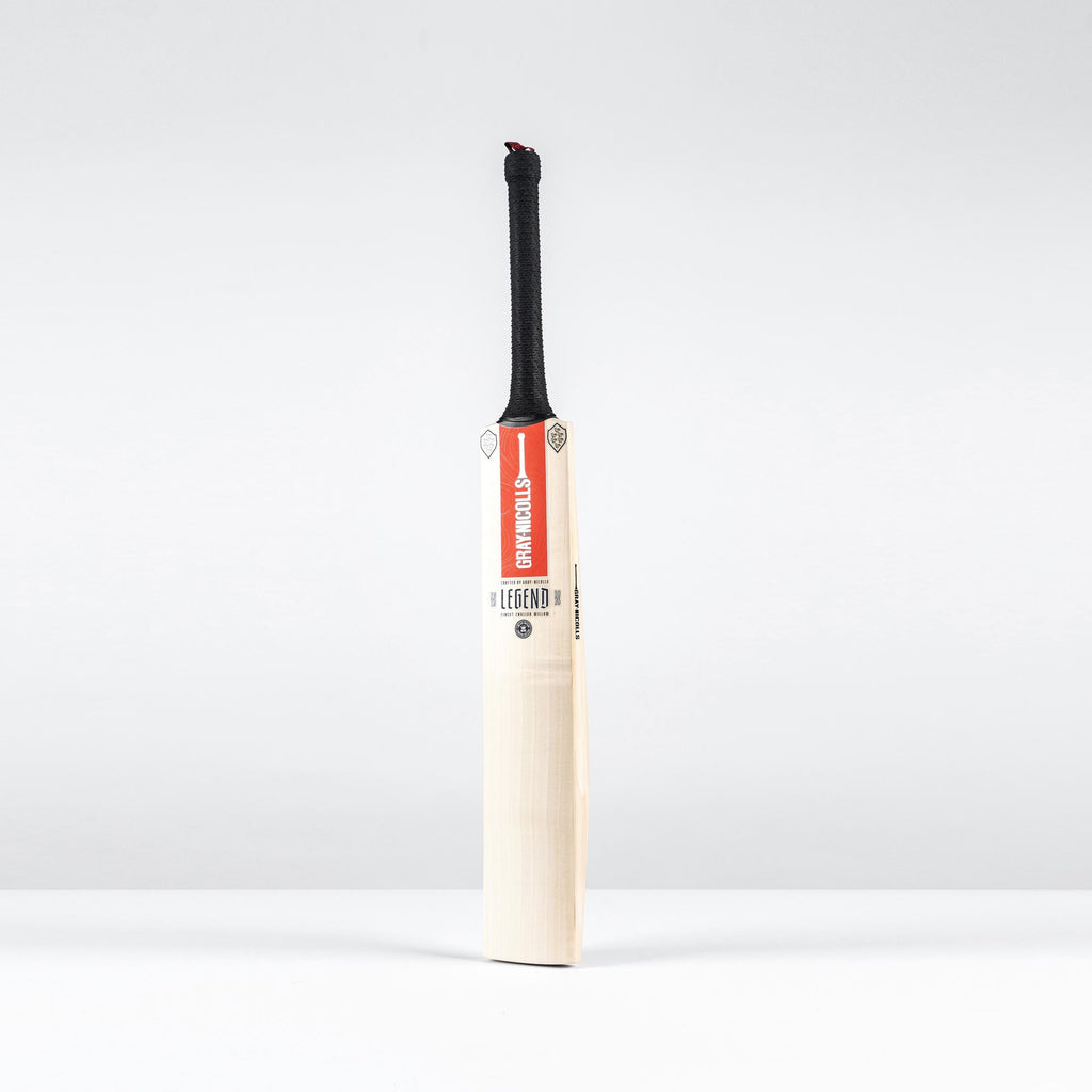 Gray-Nicolls Legend Silver Edition Senior Cricket Bat