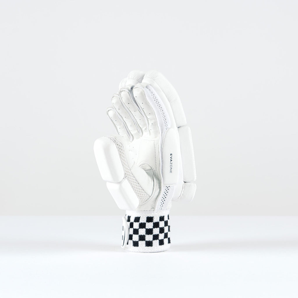 Gray-Nicolls Classic Ultimate 400 Youth Batting Gloves
