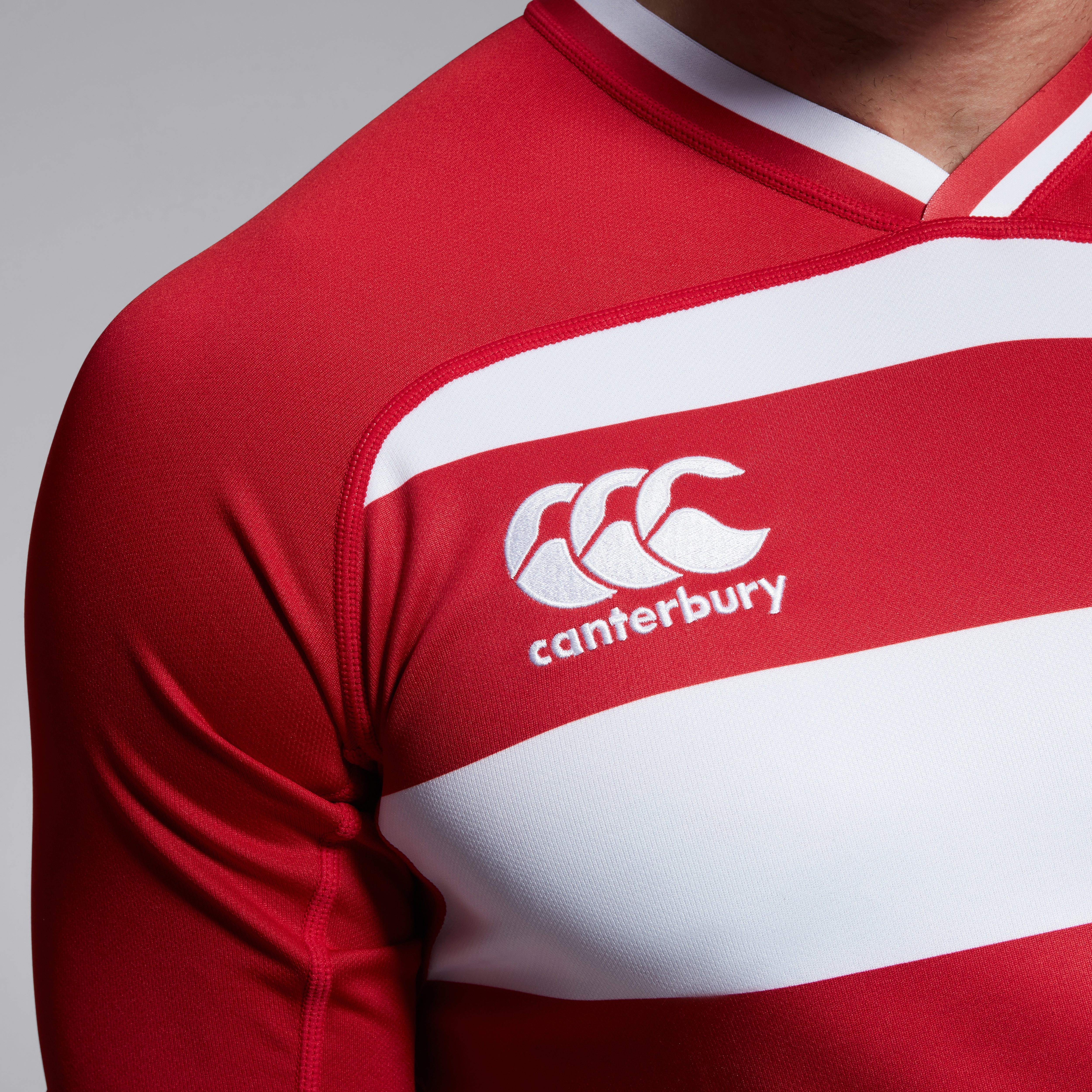 Canterbury Adult Male Vapodri Hooped Evader Jersey