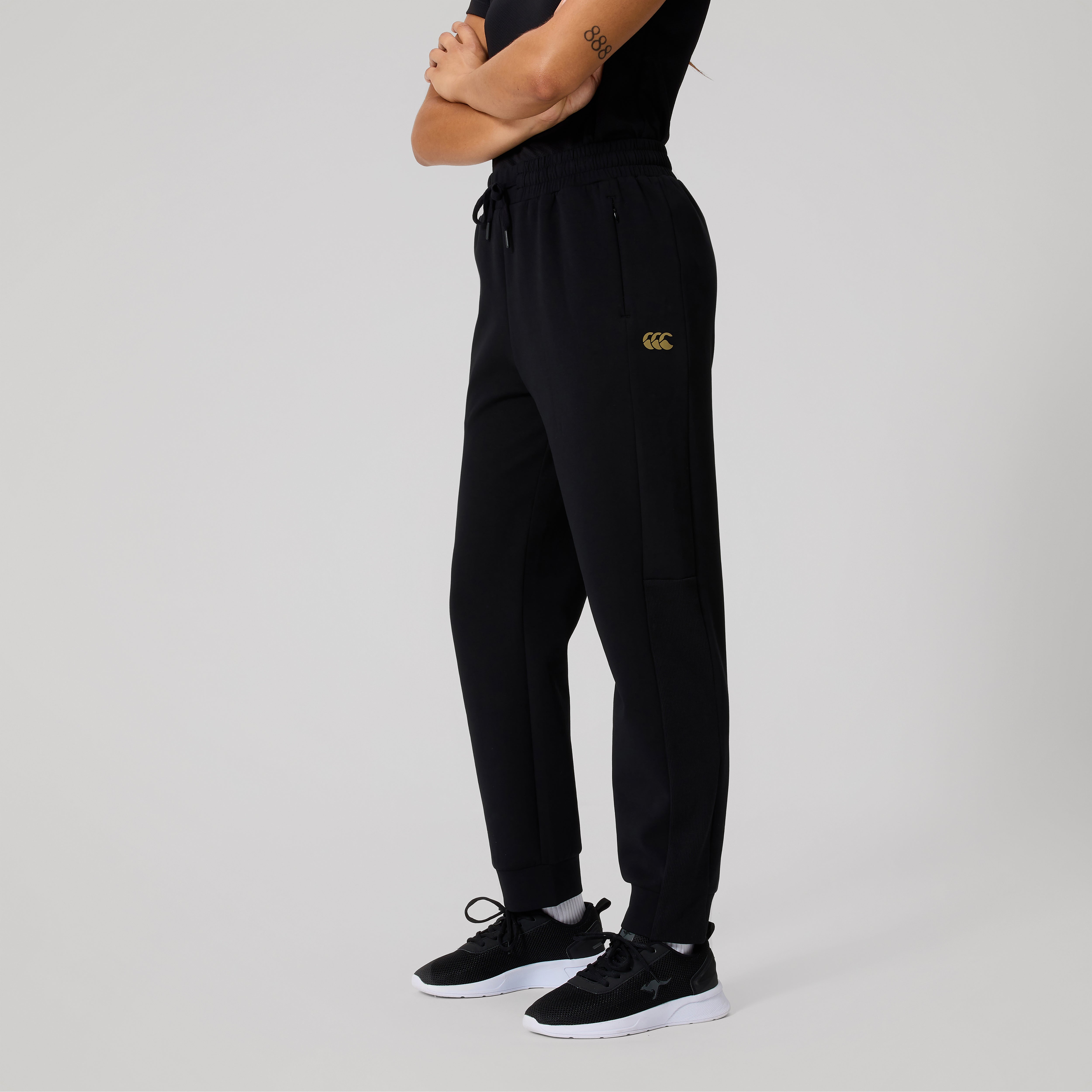 Canterbury Tempo+ 30in Sweatpant Adult Female Black