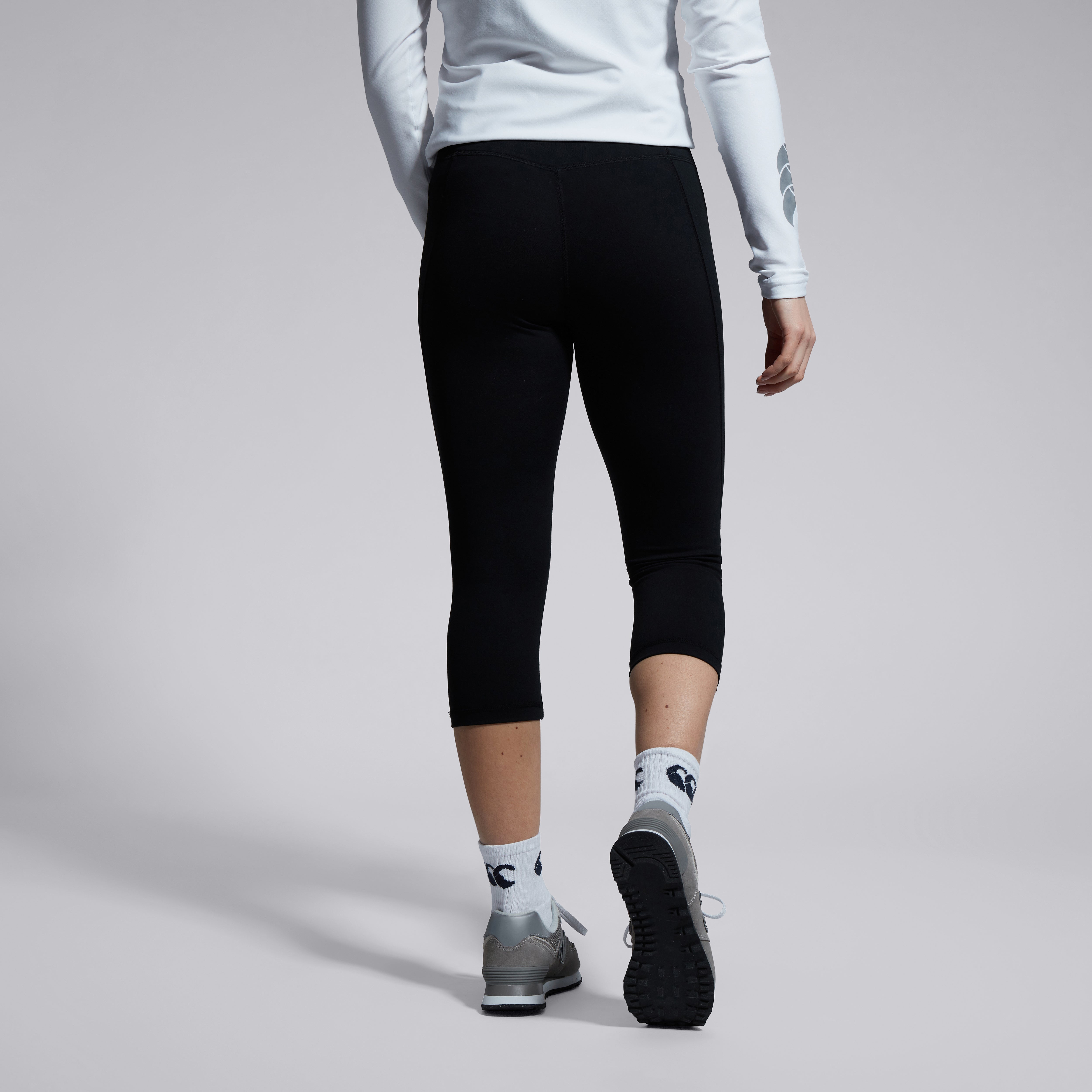 Canterbury Adult Female Vapodri Capri Tight Jet Black