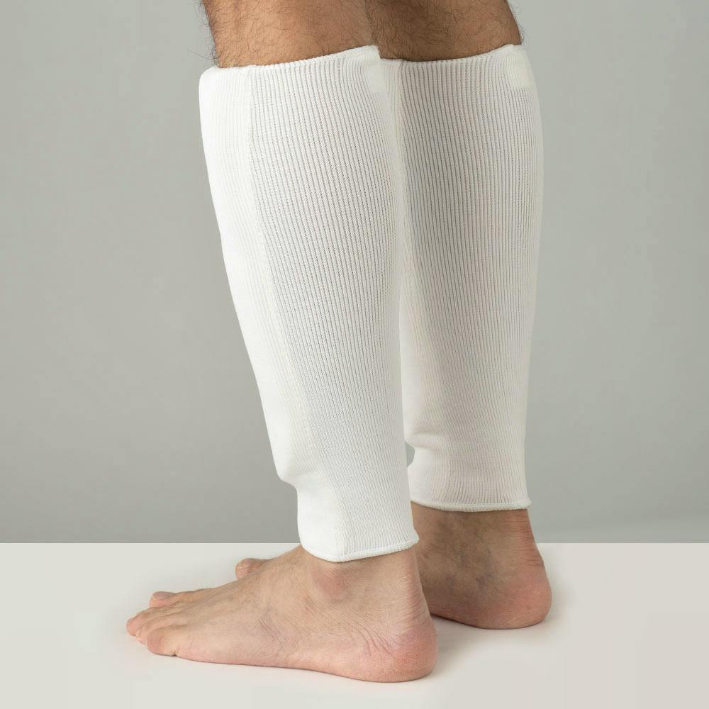 Blitz Elastic Shin Pads