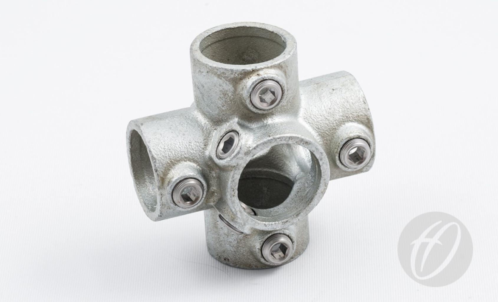 40-7 Four Way Centre Clamp