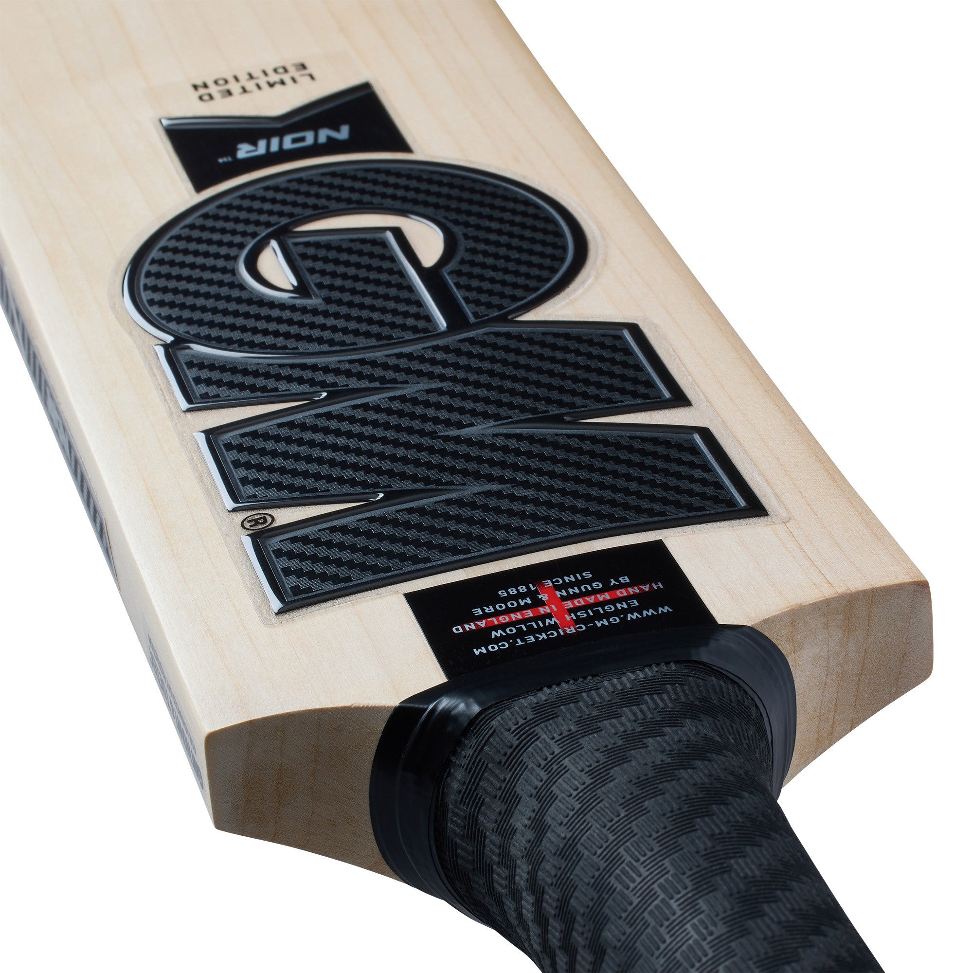Gunn & Moore Noir Senior Cricket Bat
